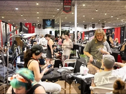Sinners Tattoo Expo Rov Qab Los Rau Dallas Rau Plaub Ntu, Kev Pom Zoo Loj Tshaj Plaws hauv Texas ...